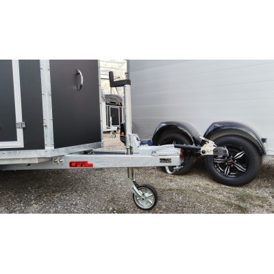 Trailer trasporto cavalli Boeckmann Duo C in porta consegna