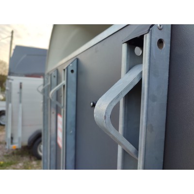 Trailer Boeckmann con Selleria Occasione Offerta Trasporto Cavalli  Due Posti