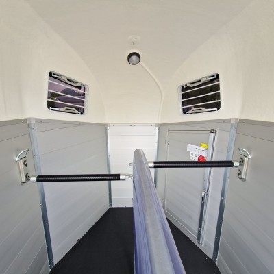 Trailer trasporto cavalli due posti in alluminio Boeckmann Champion Esprit Silver + Black