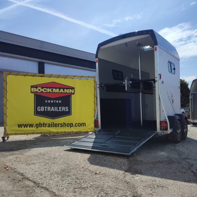 Pronta consegna Trailer trasporto cavalli Boeckmann Portax E PLUS