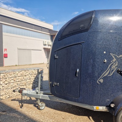 Trailer Trasporto cavalli Boeckmann Comfort in Vetroresina  due posti