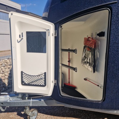 Trailer Trasporto cavalli Boeckmann Comfort in Vetroresina  due posti