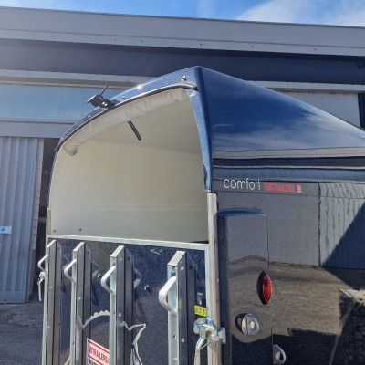 Trailer Trasporto cavalli Boeckmann Comfort in Vetroresina  due posti