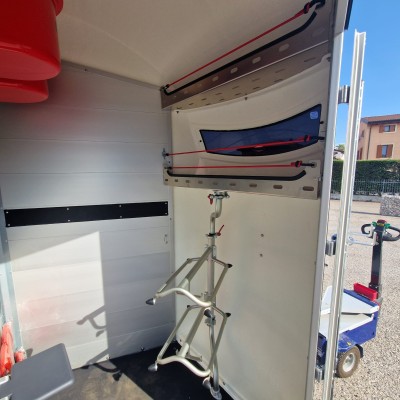 Trailer trasporto cavalli Boeckman Portax S LR Ponta Consegna