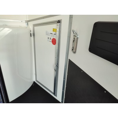 Trailer trasporto cavalli due posti con selleria Boeckmann DUO ESPRIT