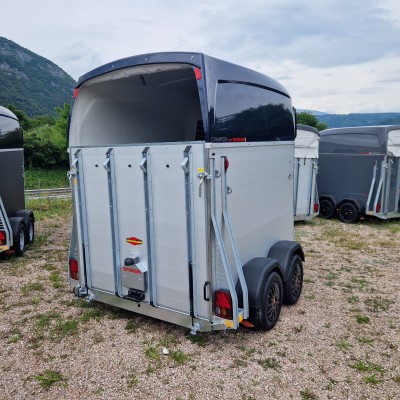 Trailer trasporto cavalli due posti in alluminio Boeckmann Champion Esprit Silver + Black