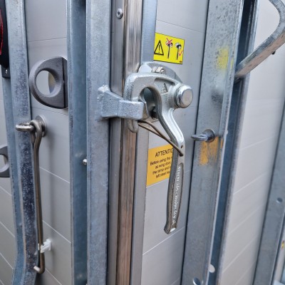 Trailer trasporto cavalli due posti in alluminio Boeckmann Champion Esprit Silver + Black