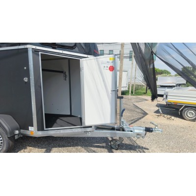 Trailer trasporto cavalli un posto Boeckmann Uno Esprit Silver + Black