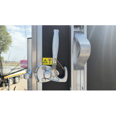 Trailer trasporto cavalli un posto Boeckmann Uno Esprit Silver + Black