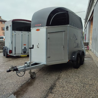 Pronta consegna Champion C Western