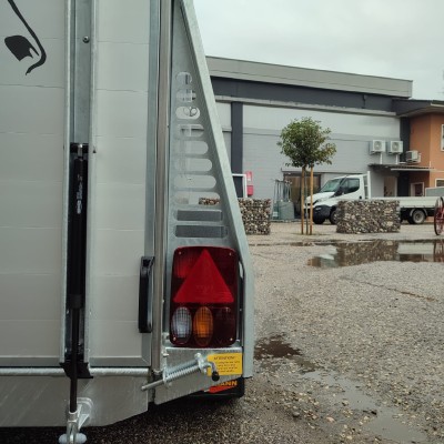 Pronta consegna Champion C Western