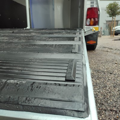 Pronta consegna Champion C Western