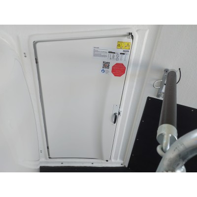 Trailer trasporto cavalli due posti in vetroresina PRONTA CONSEGNA