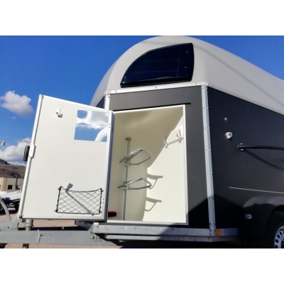 Trailer trasporto cavalli Boeckmann DUO ISY C in Playwood Due Posti