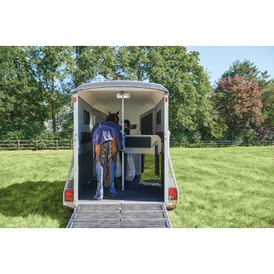 Trailer trasporto cavalli Boeckmann Portax K in Alluminio Due Posti