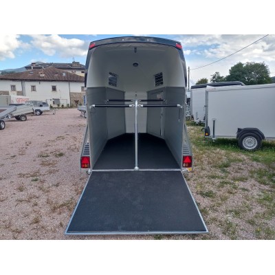 Trailer trasporto cavalli  in alluminio Boeckmann pronta consegna