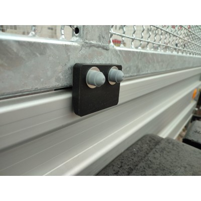Carrello rimorchio auto frenato mono asse con sponde in alluminio
